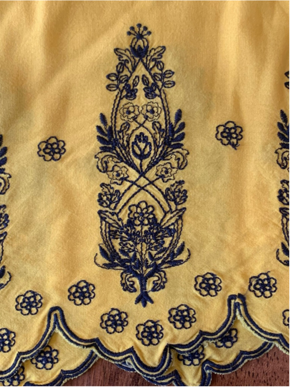 Love Tree Top Large yellow Blue Embroidered Trim - Picture 3 of 7